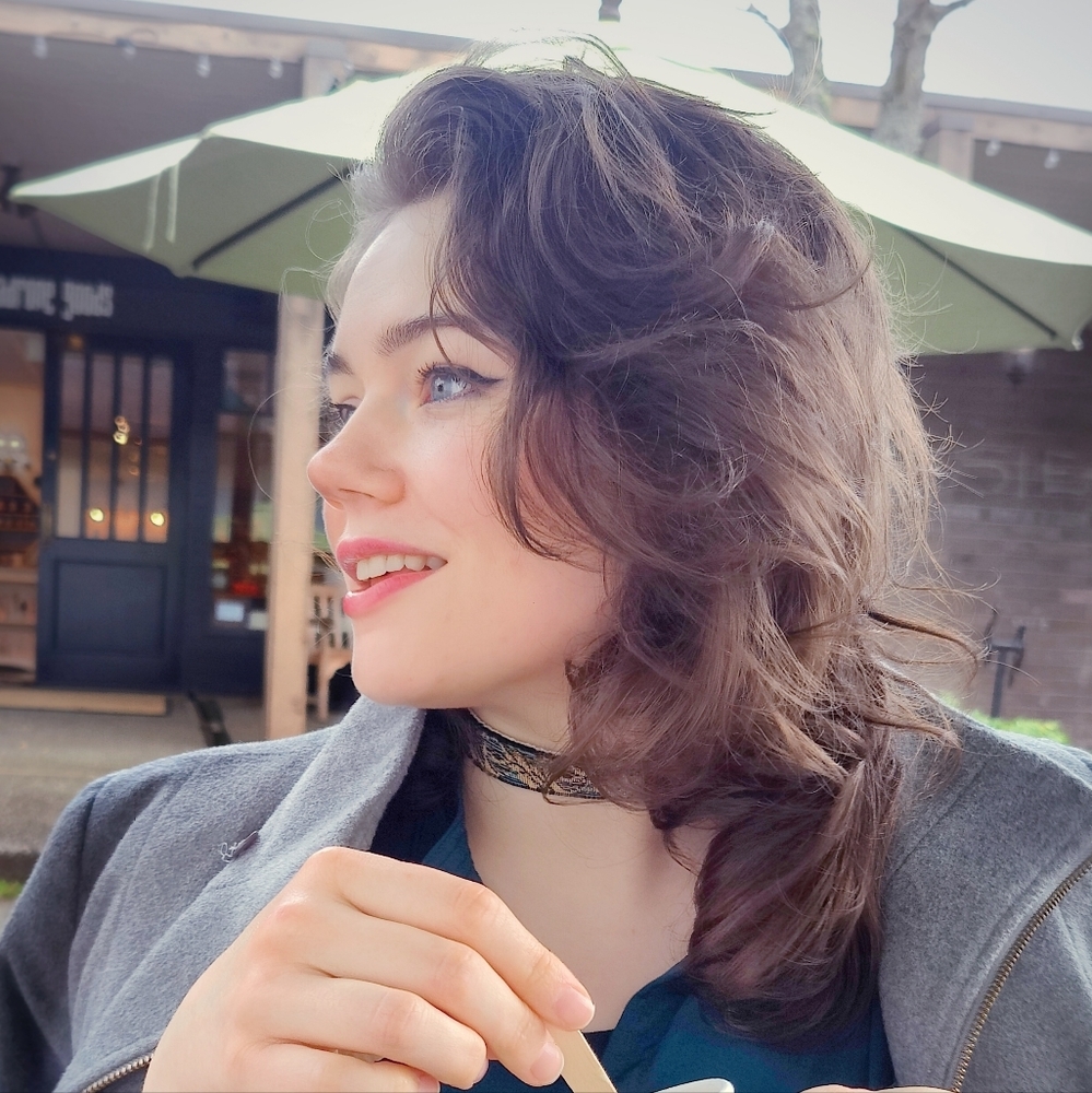 Meet your Posher, Cassie